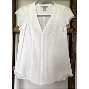 H&M White Chiffon Pleated V-Neck Blouse - Like New, Size 0